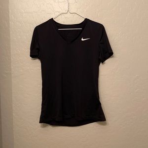 NIKE Work Out Top-Black-Size M